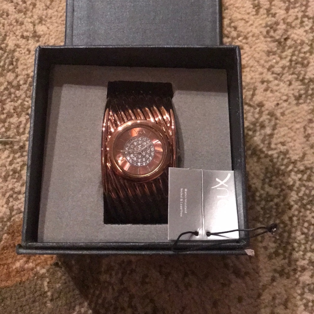 NIB Voux watch